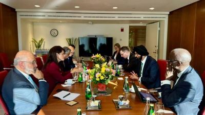 وزيرة التخطيط تعقد جلسة مباحثات مع رئيس مجموعة البنك الدولي