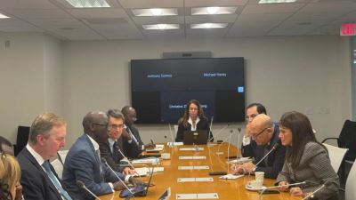 وزيرة التخطيط تبحث جهود التعاون مع نائب رئيس مؤسسة التمويل الدولية بحضور محافظ البنك المركزي