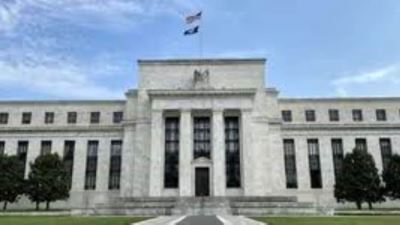 عاجل..الفيدرالي الأمريكي يخفض معدلات الفائدة بـ 25 نقطة أساس إلى 4.75%