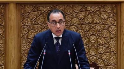 رئيس الوزراء : البنك المركزي يتابع شكاوى المواطنين ويحسم آلاف الشكاوي بالقطاع المصرفي خلال أكتوبر