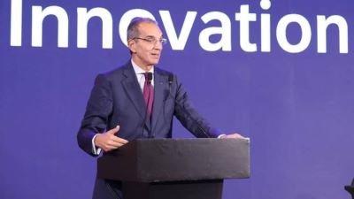 وزير الاتصالات: تسارع الابتكارات فى الذكاء الاصطناعى جعله قاسما مشتركا لكافة القطاعات لتحقيق التنمية