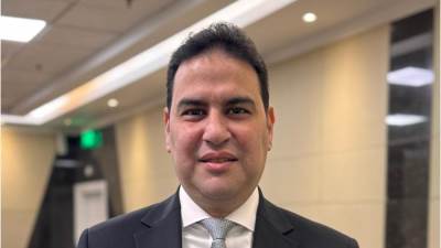 عمرو ثابت رئيسا لقطاع البطاقات ببنك التعمير والإسكان