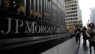 J.P. Morgan economist sees 40% US recession chance and risks to 'exorbitant privilege'