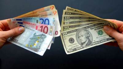 Euro vs. Dollar: Can it Expand Globally?