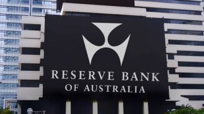 Australia Cuts Interest Rates to Lowest Level in Two Years Amid Global Slowdown and Easing Inflation