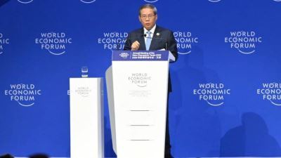 Chinese Premier Urges Global Cooperation Amid Rising Trade Tensions