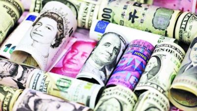 أسعار العملات اليوم الاثنين: ارتفاع اليورو وتراجع الجنيه الاسترليني والريال السعودي