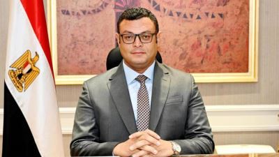 وزير الإسكان يتابع موقف حجز وحدات الطرح الأخير في عدة مدن على موقع بنك التعمير