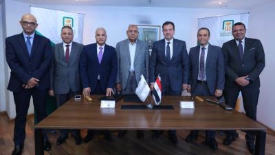 البنك الأهلي المصري يوقع بروتوكول تعاون مع شركة أجروفود لتجارة الأقطان وإنتاج التقاوي لدعم المزارعين والتوسع في الزراعات التعاقدية