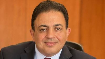 حاتم عامر يفوز بجائزة "أفضل قيادي صاعد في قطاع التمويل العقاري" لعام 2025