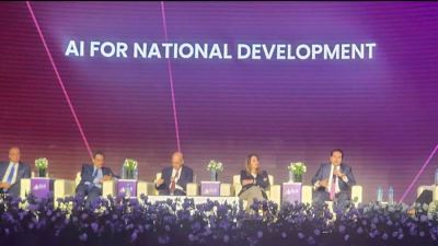 إسلام زكري يشارك في مؤتمر جامعة القاهرة السنوي 2025 لمناقشة الذكاء الاصطناعي ودوره في التحول الاقتصادي