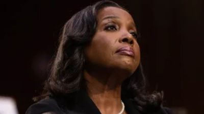 ليزا كوك تحذر: الرسوم الجمركية قد تبقي التضخم الأمريكي مرتفعا في 2026