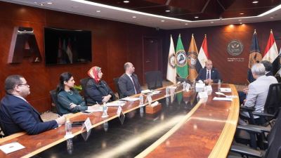 رئيس الرقابة المالية يلتقي وفد "سيتي بنك" لاستعراض جهود تطوير سوق رأس المال في مصر