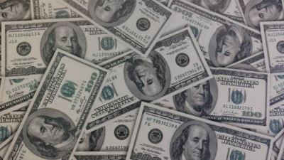 الدولار يرتفع أمام الجنيه بختام تعاملات اليوم الثلاثاء 9 - 12 - 2025