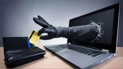 احتيال المحافظ الرقمية: كيف يمكن سرقة بطاقتك البنكية دون أن تغادر محفظتك