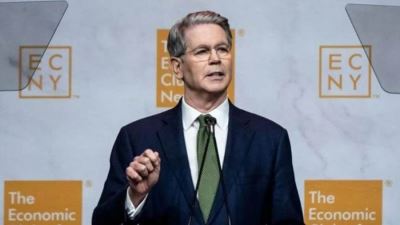 وزير الخزانة يحذر ترامب من فوضى بسبب التحقيق مع باول