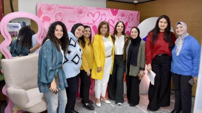 بنك قناة السويس ينظم سلسلة معارض لموظفاته ويوزع هدايا تذكارية تقديرا لدورهن