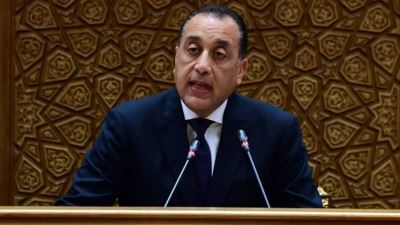 رئيس الوزراء: تنسيق يومي مع البنك المركزي لتأمين النقد الأجنبي وضمان تدفق السلع بالأسواق