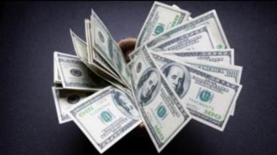 الدولار يرتفع أمام الجنيه خلال تعاملات اليوم ويسجل 53.33 جنيه للبيع بالبنك الأهلي المصري