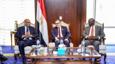 وزير التخطيط يبحث مع نائب رئيس مؤسسة التمويل الدولية (IFC) إجراءات تفعيل آلية ضمان مشروعات البنية التحتية في أفريقيا ومصر