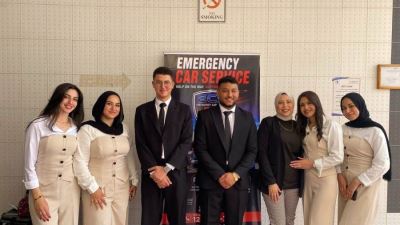 طلاب معهد التكنولوجيا بالعاشر من رمضان ينفذون مشروعًا مبتكرًا لخدمات الطوارئ المتنقلة وصيانة السيارات على الطرق