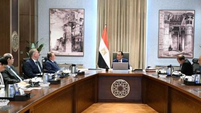رئيس الوزراء يتابع جهود زيادة المخزون الاستراتيجي من المنتجات البترولية بحضور محافظ البنك المركزي