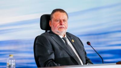 الرئيس السيسي يجدد الثقة في حسن عبد الله محافظاً للبنك المركزي المصري 