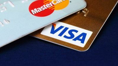 فيزا تتفوق تشغيليًا.. وMastercard تتقدم استثماريًا في سباق المدفوعات الرقمية