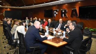 رئيس الرقابة المالية يبحث مع نائب رئيس البنك الأوروبي لإعادة الإعمار والتنمية سبل تعزيز التعاون لزيادة جاذبية القطاع المالي غير المصرفي