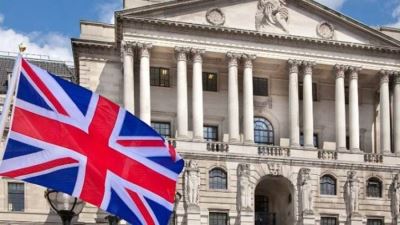 بنك إنجلترا يثبت الفائدة دون تغيير مخالفاً مسار أوروبا وأميركا