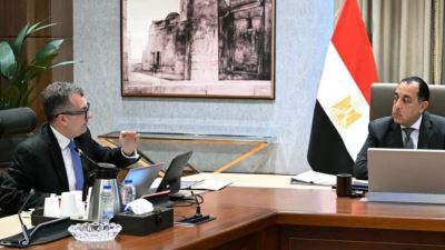 رئيس الوزراء يتابع مستهدفات النمو وتعزيز دور القطاع الخاص في خطة التنمية 2026/2027