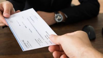 كل ما تريد معرفته عن طريقة استخراج دفتر شيكات من البنك